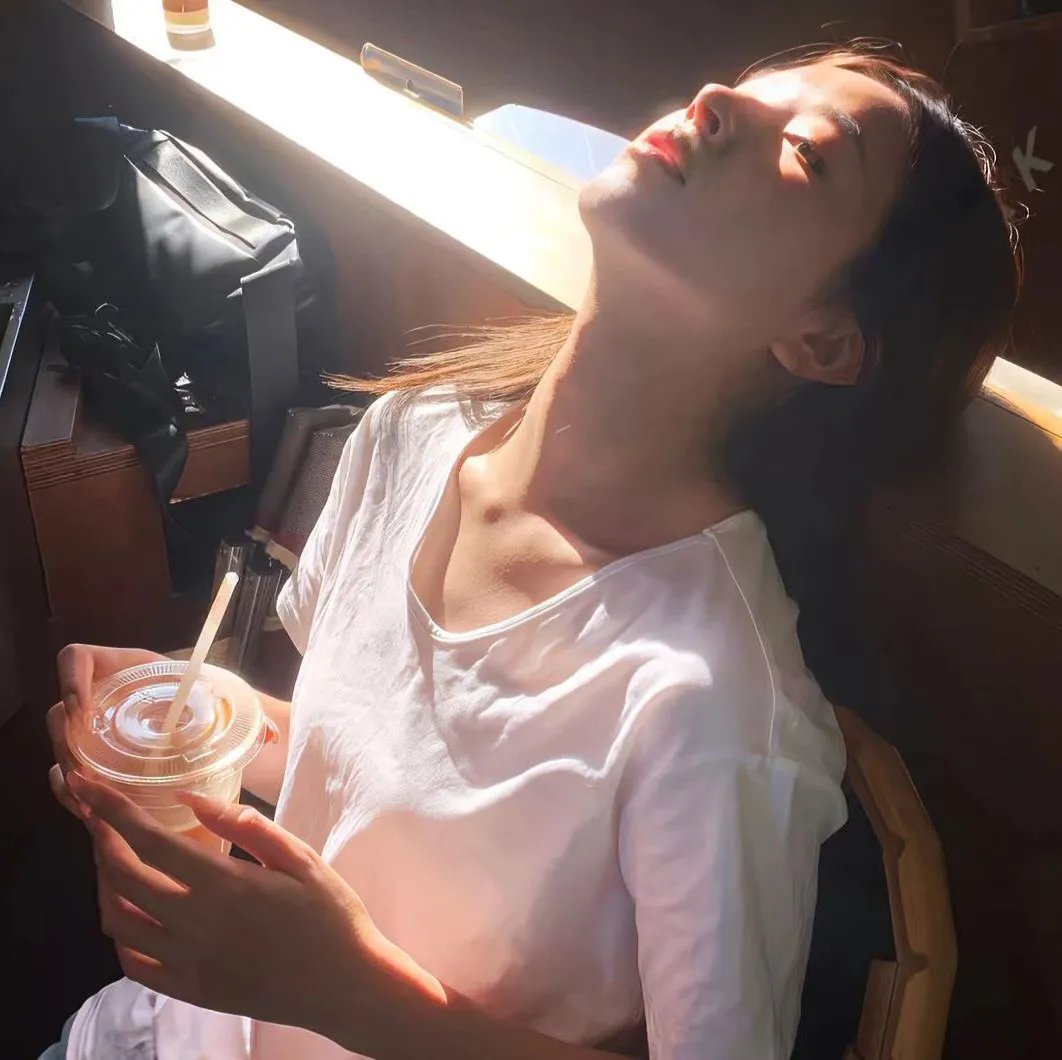 失眠男女